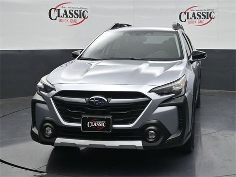 Used 2023 Subaru Outback Limited image 4