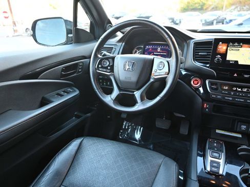 Used 2022 Honda Passport Elite image 15