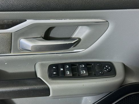 Used 2019 RAM 1500 Big Horn image 24