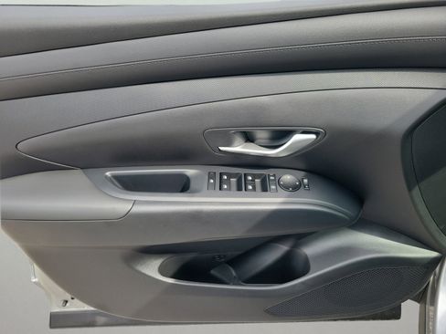 Used 2025 Hyundai Tucson SEL FWD image 12