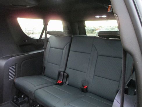 New 2026 GMC Yukon XL AT4 w/ AT4 Premium Plus Package image 12