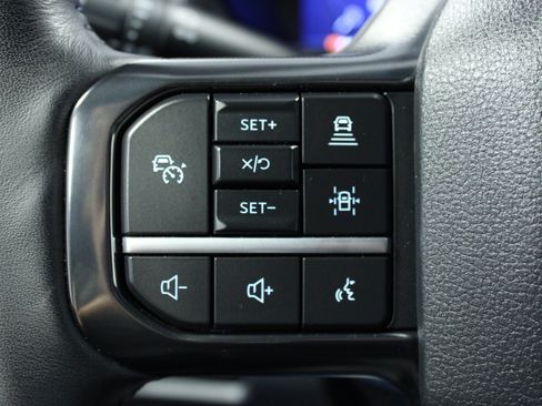 Used 2025 Ford F250 Platinum AWD/4WD image 20