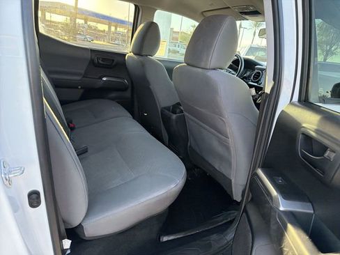 Certified 2021 Toyota Tacoma SR5 image 28