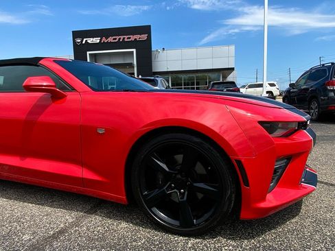 Used 2017 Chevrolet Camaro SS RWD image 10