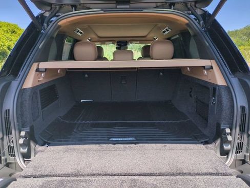 New 2026 Land Rover Range Rover SE AWD/4WD image 16