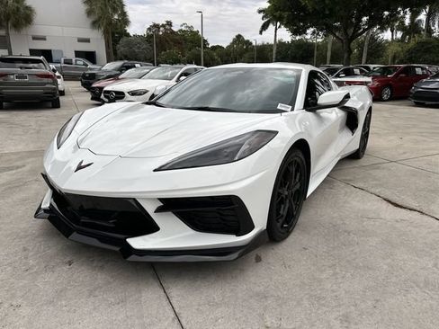 Used 2024 Chevrolet Corvette Stingray Coupe w/ 1LT RWD image 21