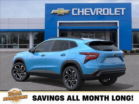 New 2026 Chevrolet Trax RS w/ Sunroof Package image 3