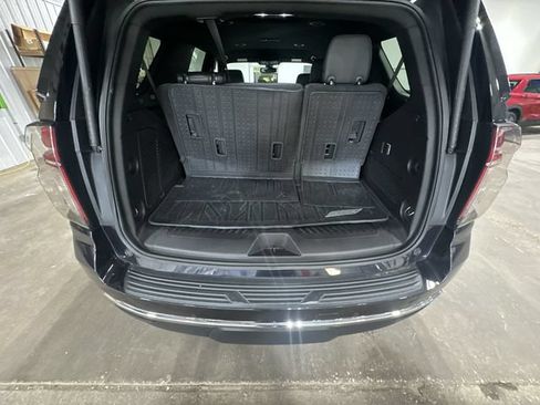 Used 2022 Chevrolet Tahoe LT AWD/4WD image 25
