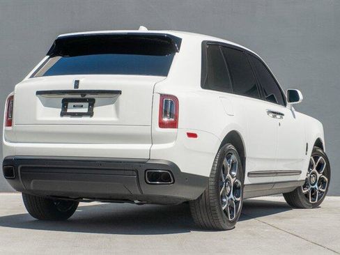 Used 2024 Rolls-Royce Cullinan Black Badge image 6