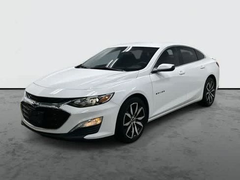 Used 2022 Chevrolet Malibu RS FWD image 1