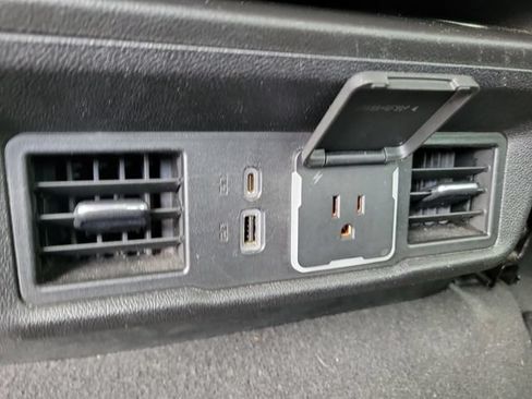 Used 2023 Chevrolet Silverado 1500 RST RWD image 17