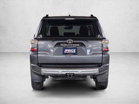 Used 2020 Toyota 4Runner TRD Off-Road AWD/4WD image 7