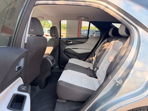 Used 2023 Chevrolet Equinox LT w/ LPO, Floor Liner Package FWD image 13