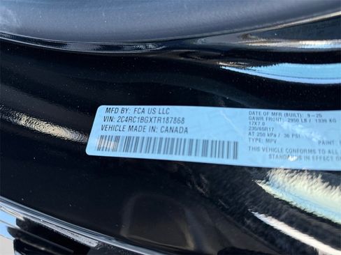 New 2026 Chrysler Pacifica Select image 31