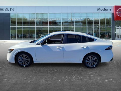 New 2026 Nissan Sentra SL w/ Floor Mat Package image 7