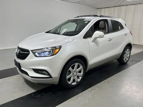 Used 2019 Buick Encore Essence w/ Experience Buick Package AWD/4WD image 5