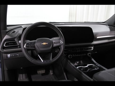 Certified 2026 Chevrolet Traverse LT w/ LPO, Floor Liner Package image 6