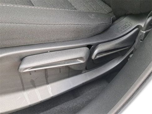 Certified 2023 Honda HR-V LX image 19