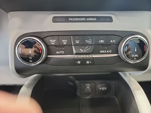 Used 2023 Ford Escape Active FWD image 16