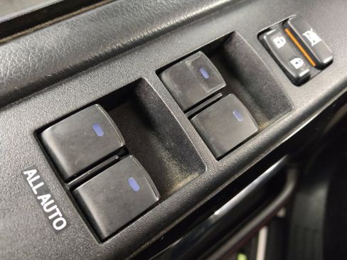 Used 2017 Toyota 4Runner TRD Off-Road image 27