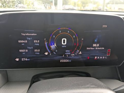 Used 2025 Chevrolet Traverse LT image 28