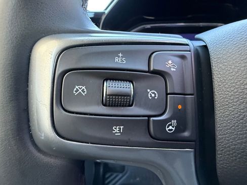 Used 2023 Chevrolet Silverado 1500 LT AWD/4WD image 22
