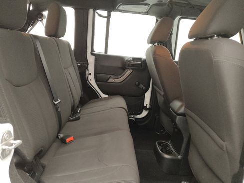 Used 2017 Jeep Wrangler Unlimited Sport image 19