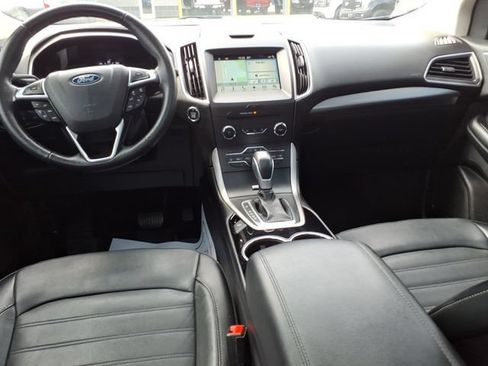Certified 2018 Ford Edge SEL w/ Equipment Group 201A AWD/4WD image 10