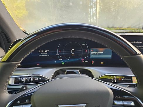 New 2026 Cadillac Vistiq Sport image 20