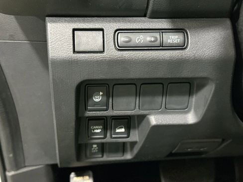 Used 2023 Nissan Frontier S w/ Technology Package image 17