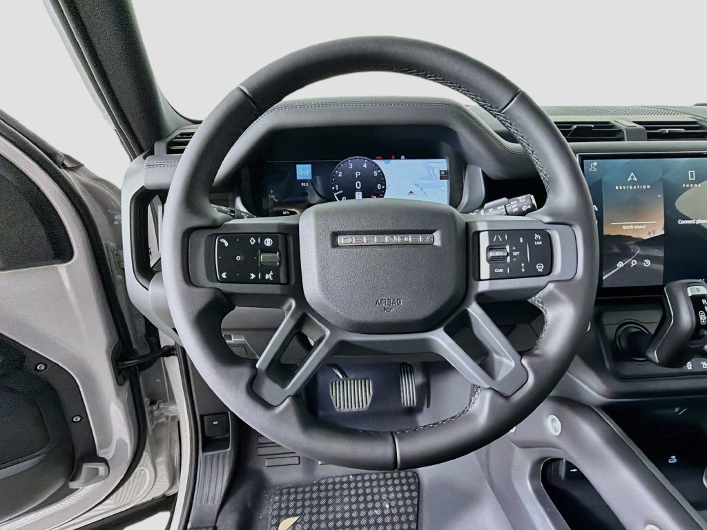 New 2026 Land Rover Defender 110 X-Dynamic SE AWD/4WD image 11