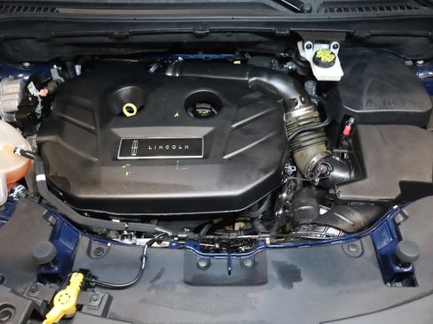 Used 2018 Lincoln MKC Reserve image 9