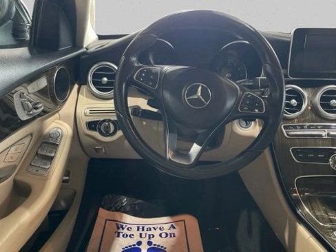 Used 2018 Mercedes-Benz C 300 Sedan image 15