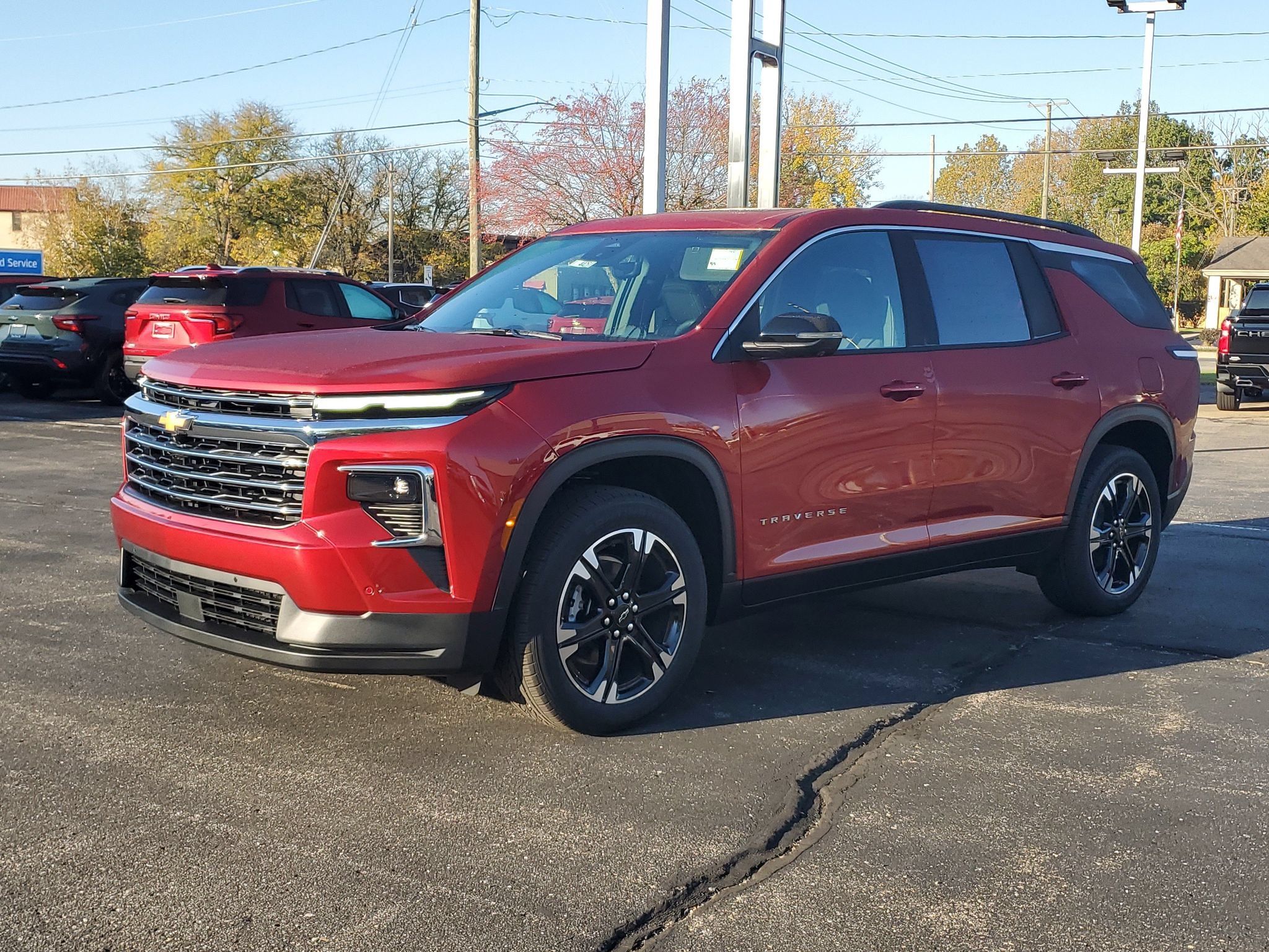 New 2027 Chevrolet Traverse LT w/ Enhanced Driving Package AWD/4WD image 3