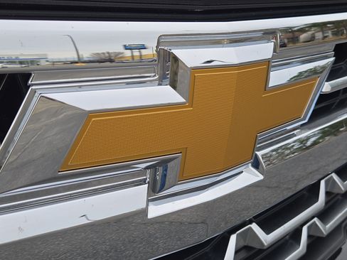 Used 2023 Chevrolet Silverado 1500 LTZ image 5