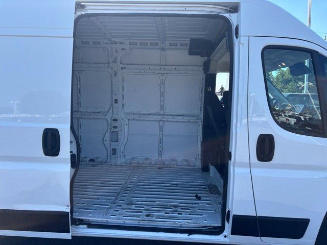 Used 2023 RAM ProMaster 3500 FWD image 25