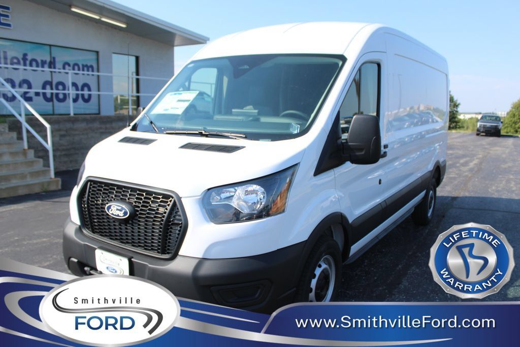New 2027 Ford Transit 250 148 Medium Roof w/ Load Area Protection Package RWD image 1