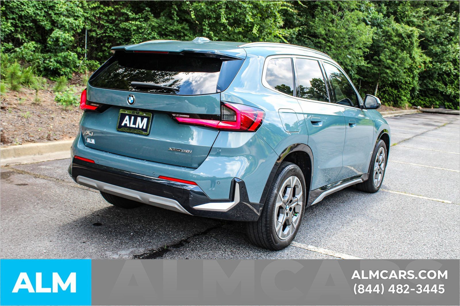 Used 2023 BMW X1 xDrive28i AWD/4WD image 5