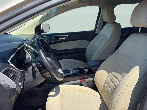 Used 2018 Ford Edge SEL AWD/4WD image 9