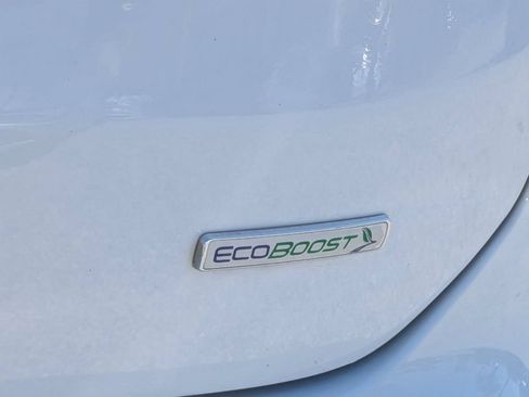 Used 2020 Ford Edge SE FWD image 12