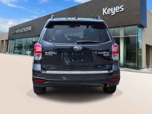 Used 2017 Subaru Forester 2.5i Premium AWD/4WD image 6