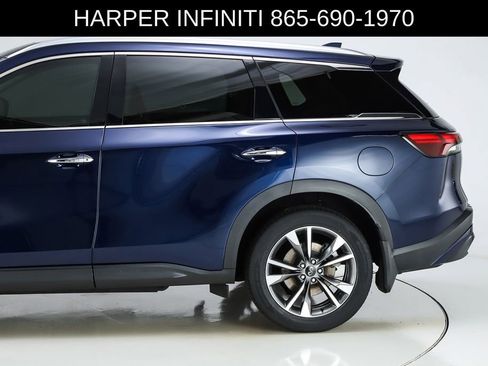 Used 2023 INFINITI QX60 Luxe w/ Cargo Package FWD image 4