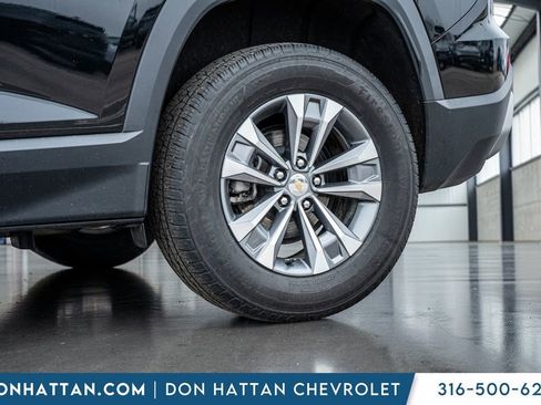 Used 2025 Chevrolet Equinox LT image 37