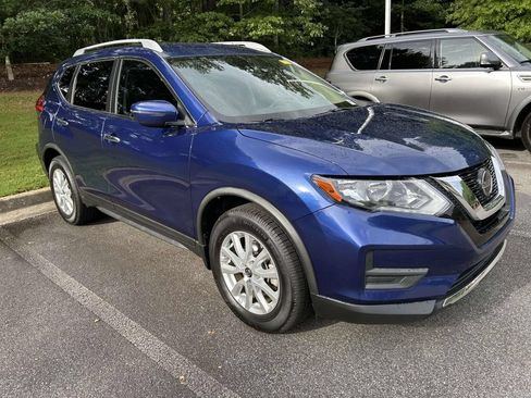 Used 2020 Nissan Rogue SV FWD image 7