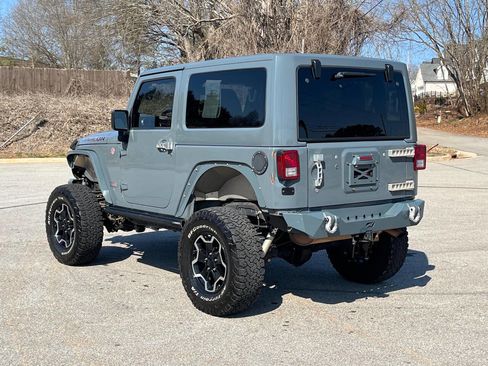 Used 2013 Jeep Wrangler Rubicon AWD/4WD image 18