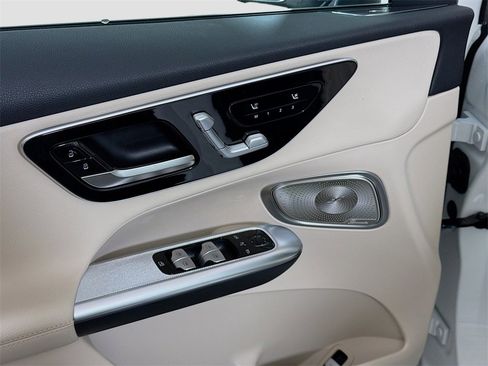 New 2026 Mercedes-Benz GLC 300 4MATIC image 21