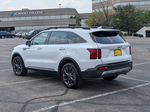 Certified 2023 Kia Sorento SX Prestige AWD/4WD image 5