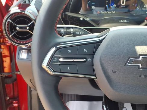 Used 2025 Chevrolet Equinox RS w/ Safety and Technology Package FWD image 28