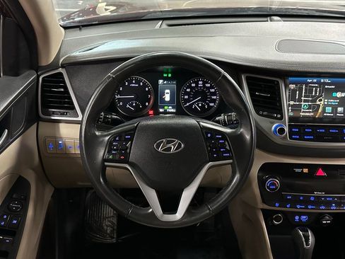 Used 2016 Hyundai Tucson Limited w/ Option Group 03 FWD image 24