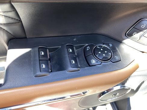 Used 2022 Ford Expedition Max Platinum AWD/4WD image 21